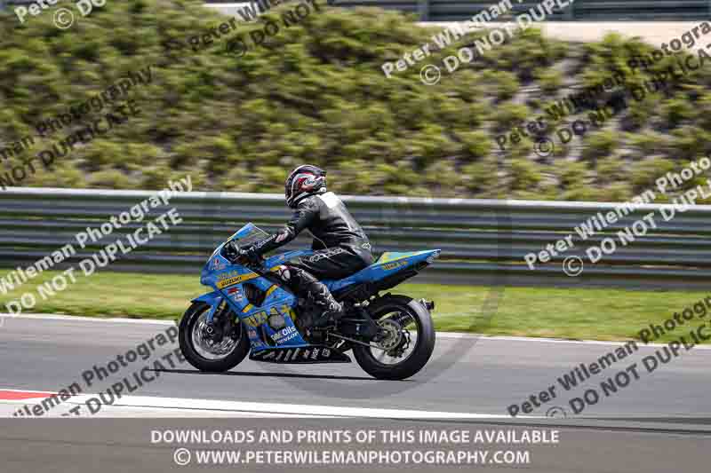 cadwell no limits trackday;cadwell park;cadwell park photographs;cadwell trackday photographs;enduro digital images;event digital images;eventdigitalimages;navarra;no limits trackdays;peter wileman photography;racing digital images;trackday digital images;trackday photos